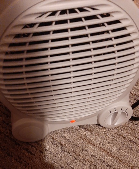 Mini heater in use